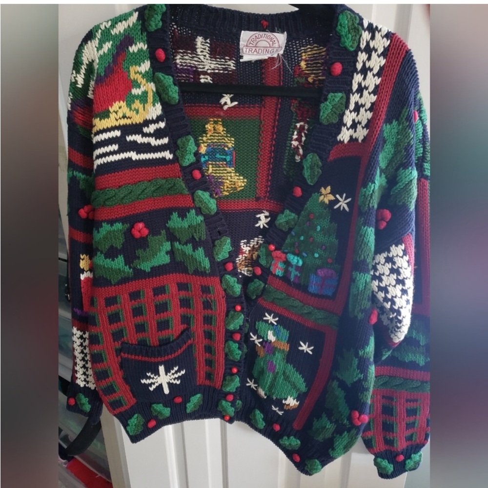 Size S/M Ugly christmas sweater